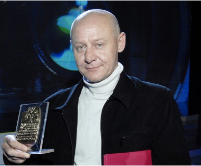 Tomasz Wiszniewski z nagrodą dla najlepszego reżysera na Festiwalu Filmowym w Gdyni w 2007 roku /AKPA